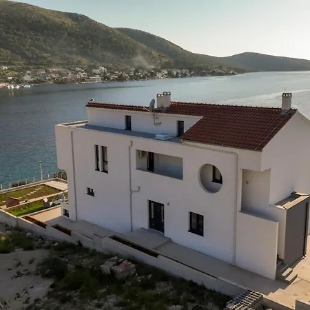 Apartments Suzy Sibenik Exterior photo