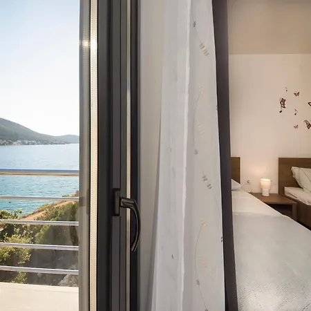 Apartments Suzy Sibenik Exterior photo
