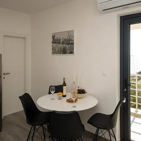Apartments Suzy Sibenik Exterior photo