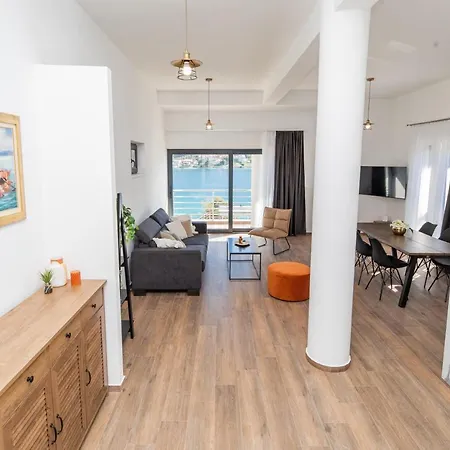Apartments Suzy Sibenik Exterior photo